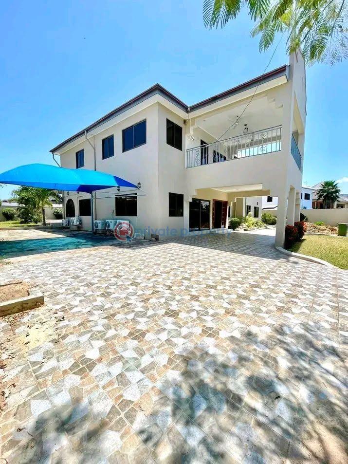 7 bedroom House For Rent Cantonments Accra - 0