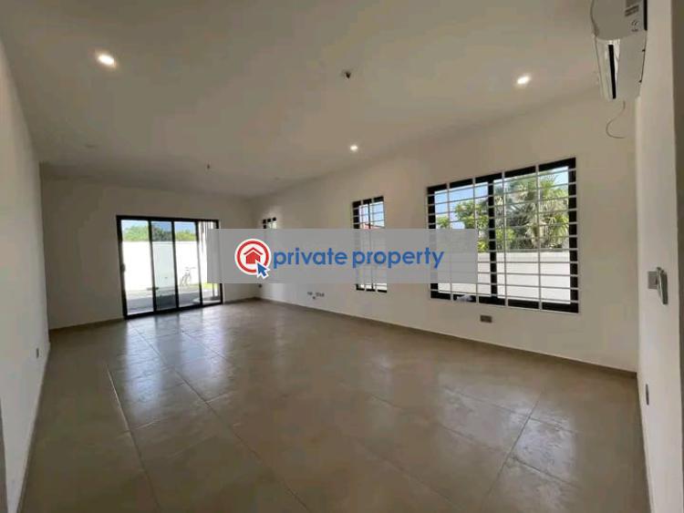 3 bedroom Detached Bungalow For Sale &nbsp;sakumono Tema Accra - 3
