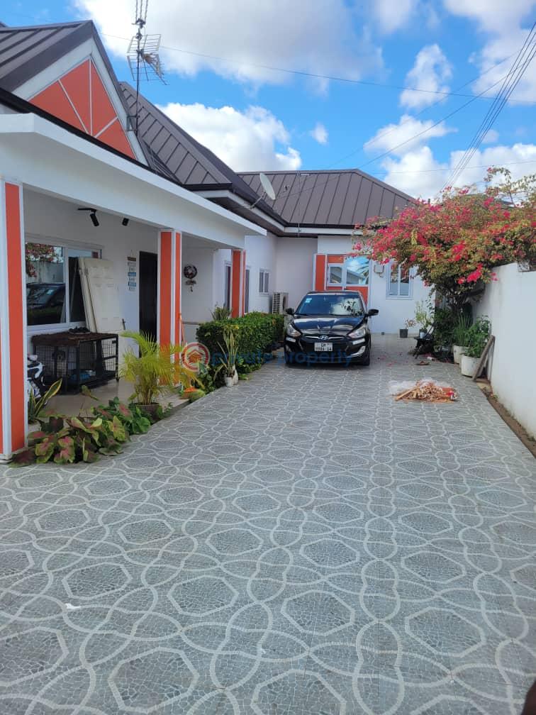 3 bedroom Apartment For Rent North Kaneshie Accra - 2