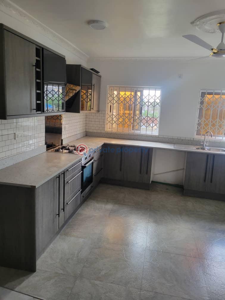 3 bedroom Apartment For Rent North Kaneshie Accra - 1
