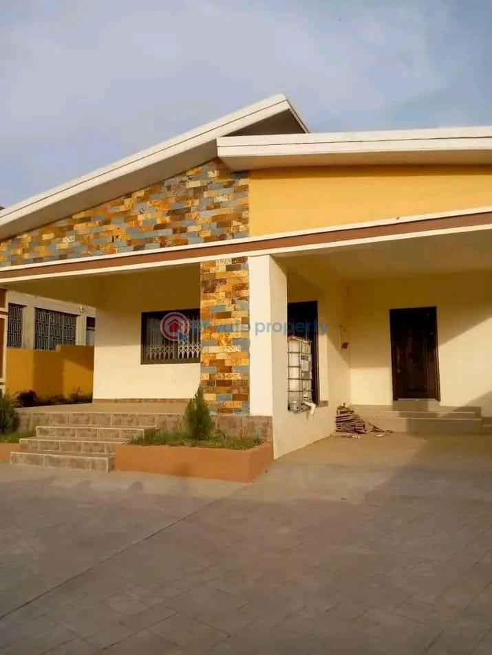 3 bedroom House For Sale 3 Junction Amasaman Ga West Municipal Accra - 0