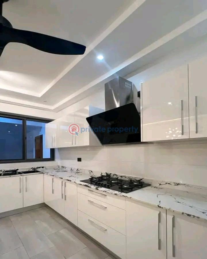 3 bedroom House For Sale Botwe Nmai Dzor Adenta Municipal Accra - 5