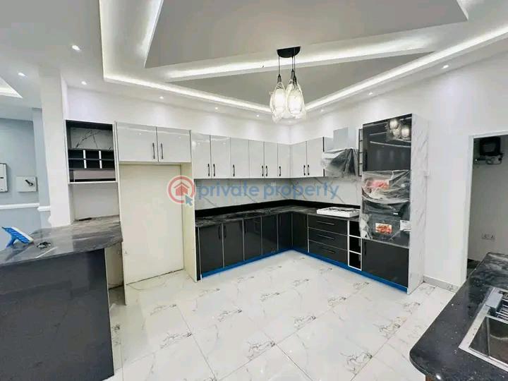 3 bedroom House For Sale Lakeside Estates. Adenta Municipal Accra - 2