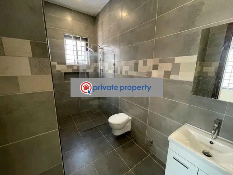 3 bedroom House For Sale &nbsp;sakumono Tema Accra - 3
