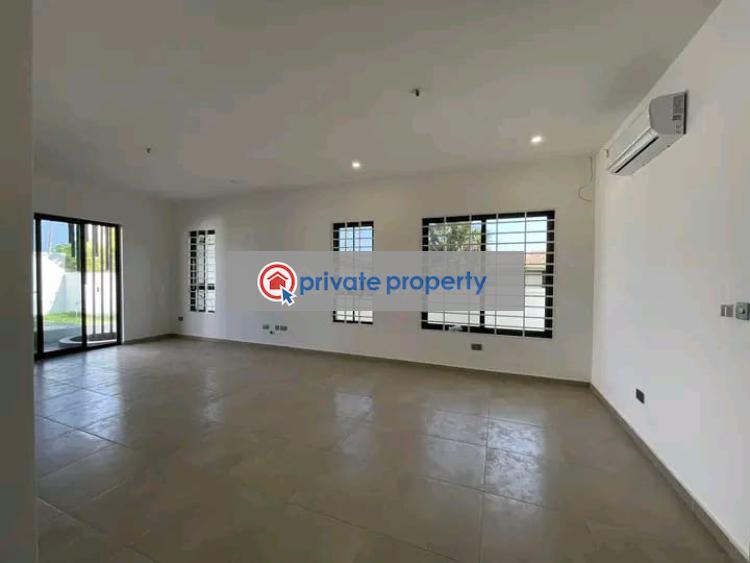 3 bedroom Detached Bungalow For Sale &nbsp;sakumono Tema Accra - 5