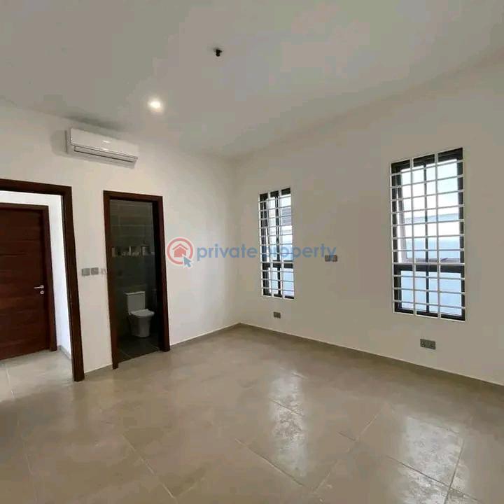3 bedroom House For Sale Samumono Tema Accra - 8
