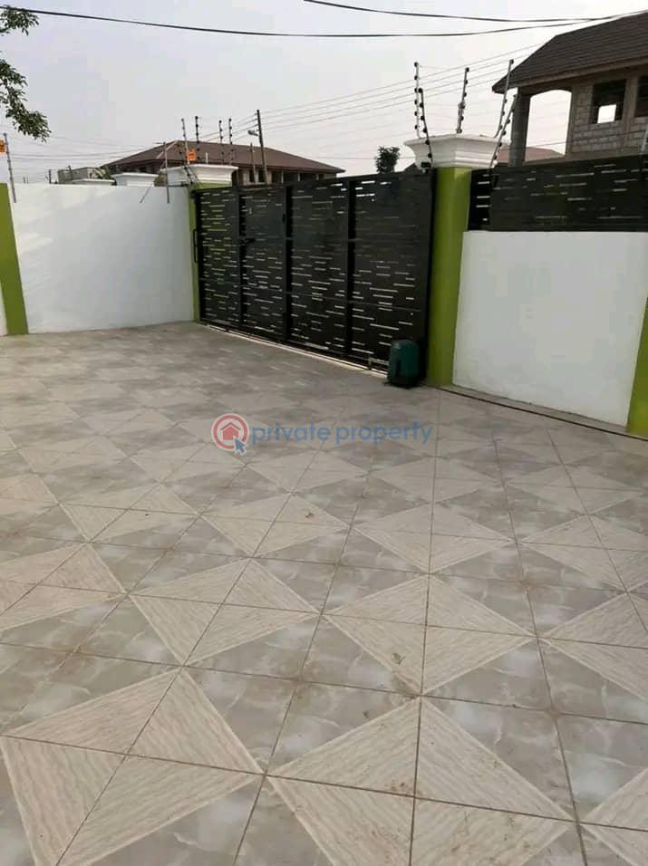 3 bedroom House For Rent Spintex Accra - 5