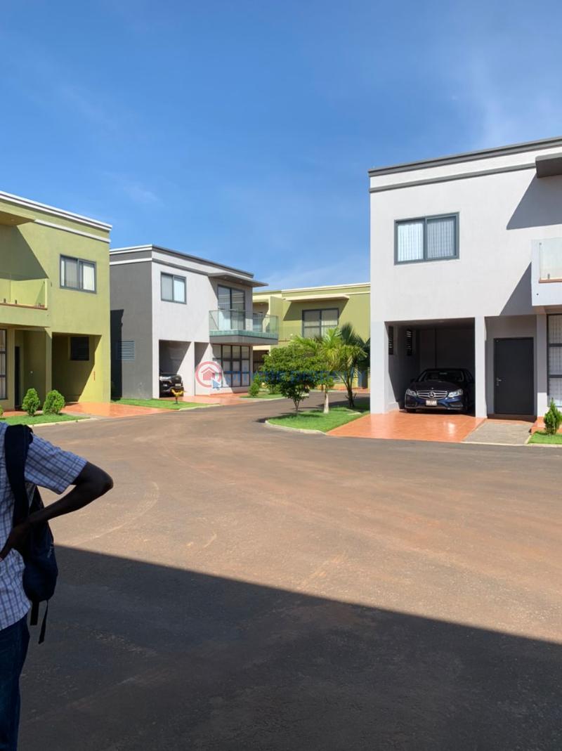 3 bedroom House For Sale Tema Accra - 3