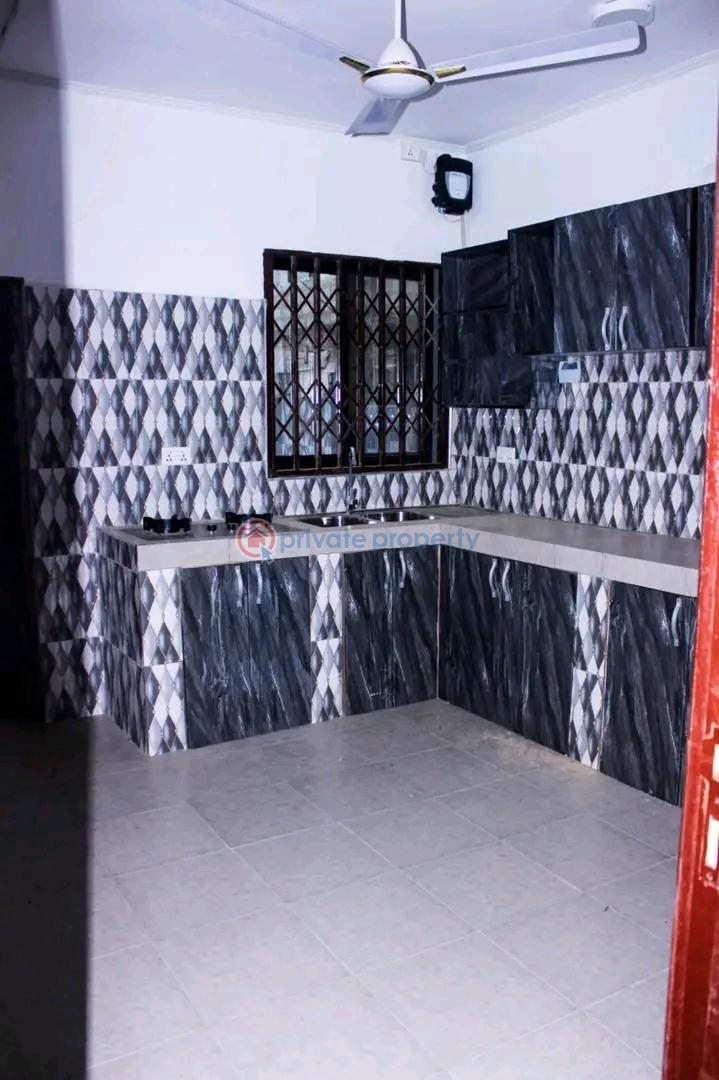 3 bedroom House For Sale Community 25 Tema Accra - 4