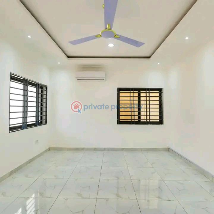 3 bedroom Townhouse For Rent Achimota Accra - 2