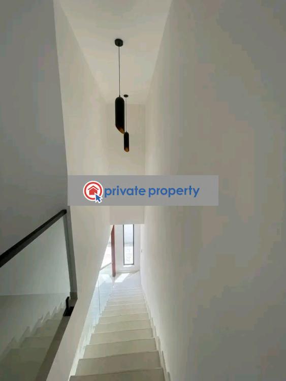 3 bedroom House For Sale &nbsp;east Airport Airport Residential Area Accra - 1