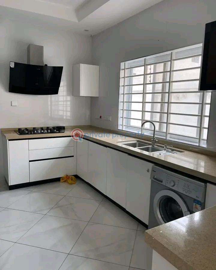 3 bedroom Townhouse For Rent East Legon Accra - 3