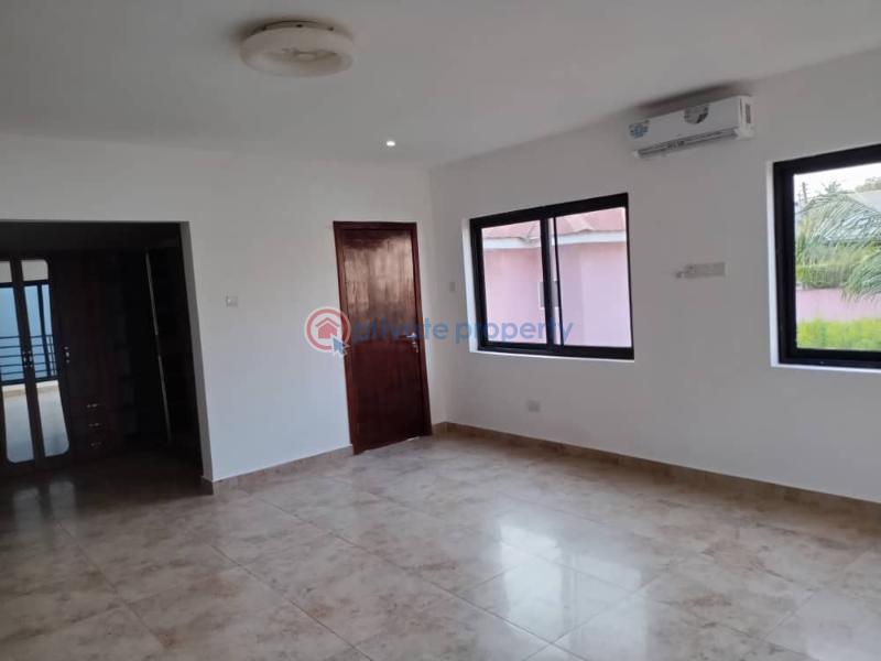 5 bedroom Townhouse For Rent Dzorwulu Accra - 10