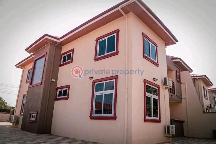 4 bedroom Terraced Duplex For Rent Spintex Accra - 2