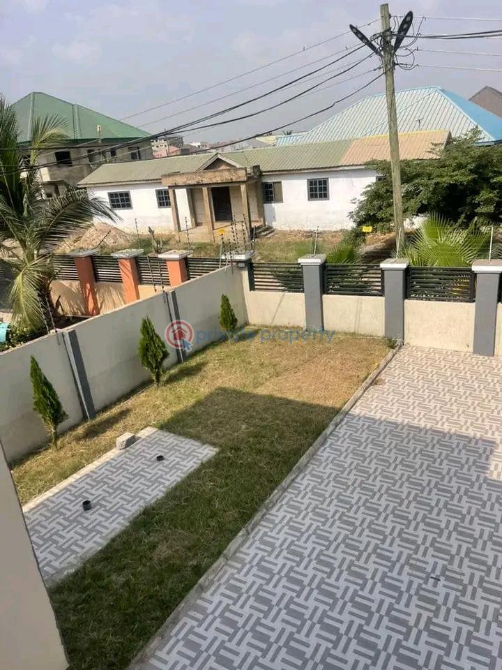 4 bedroom House For Sale Odumase Pokuase (Pokoasi) Ga West Municipal Accra - 5