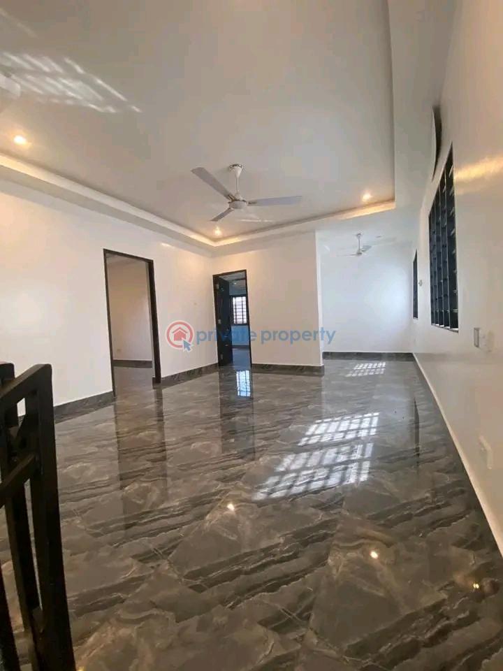 4 bedroom House For Rent Ogbojo Adenta Municipal Accra - 9
