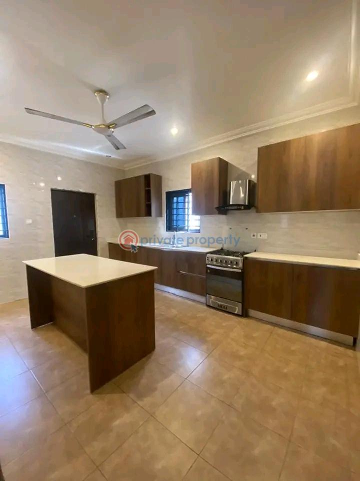 4 bedroom House For Rent Ogbojo Adenta Municipal Accra - 7