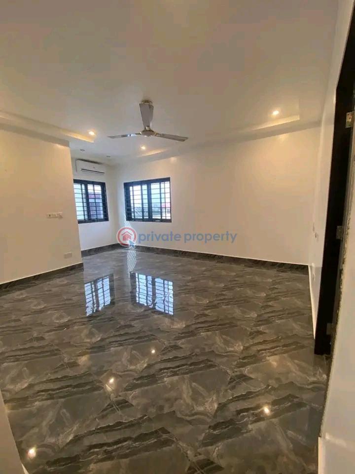 4 bedroom House For Rent Ogbojo Adenta Municipal Accra - 3