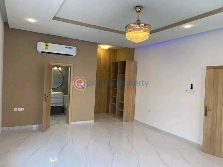 4 bedroom House For Sale Spintex Accra - 7