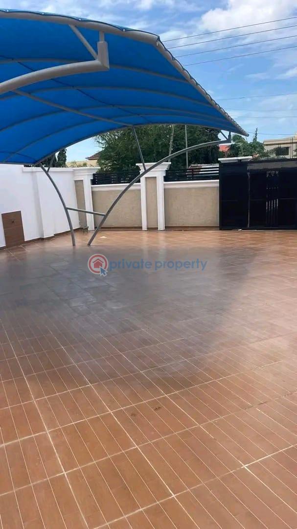 4 bedroom House For Sale Comm 18 Spintex Accra - 8