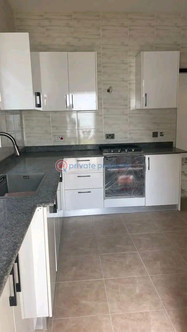 4 bedroom House For Sale Comm 18 Spintex Accra - 7