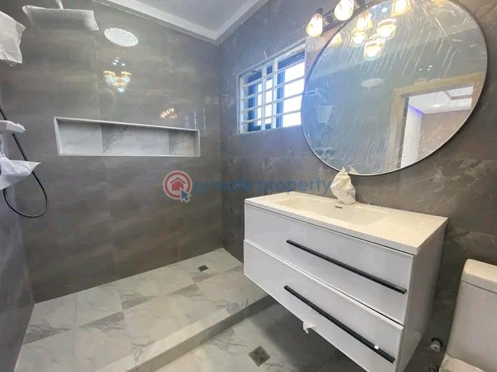 4 bedroom House For Sale Spintex Accra - 6