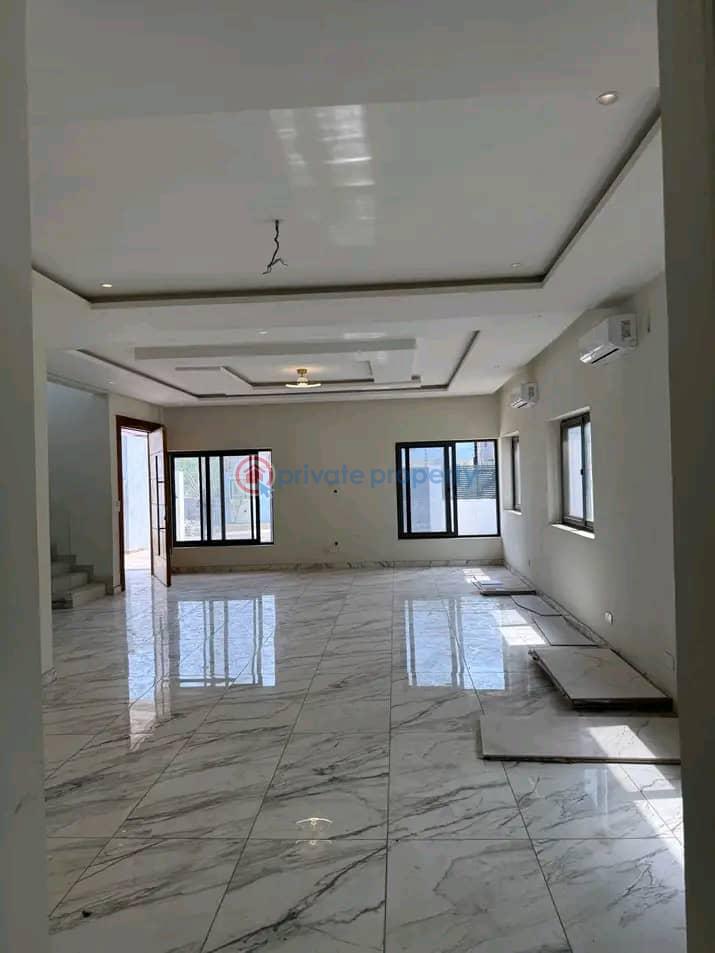 4 bedroom House For Sale East Airport Airport Residential Area Accra - 4