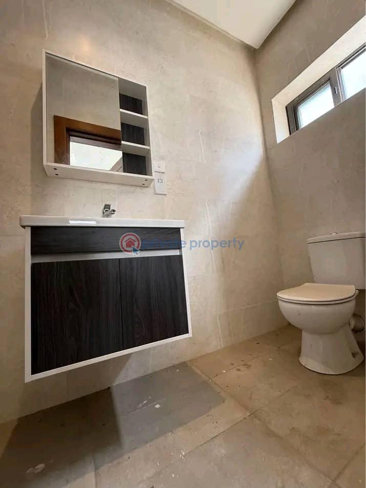 4 bedroom House For Sale East Airport Airport Residential Area Accra - 7
