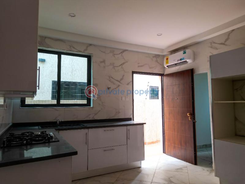 4 bedroom House For Sale Abdijan Avenue East Legon Accra - 5
