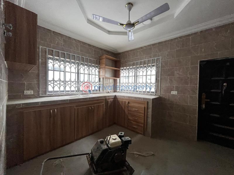 4 bedroom House For Rent East Legon Accra - 6