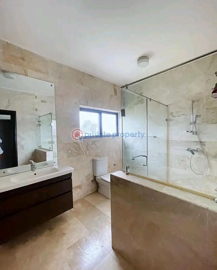 4 bedroom House For Sale Labone Ledzokuku-Krowor Accra - 3