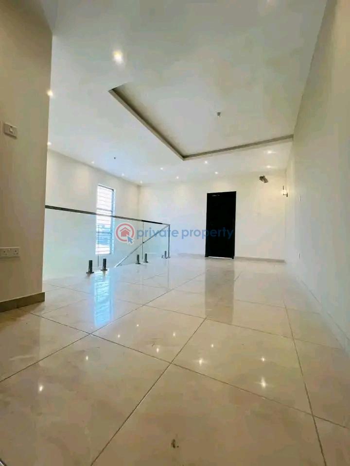 4 bedroom House For Sale Lakeside Estates. Adenta Municipal Accra - 2