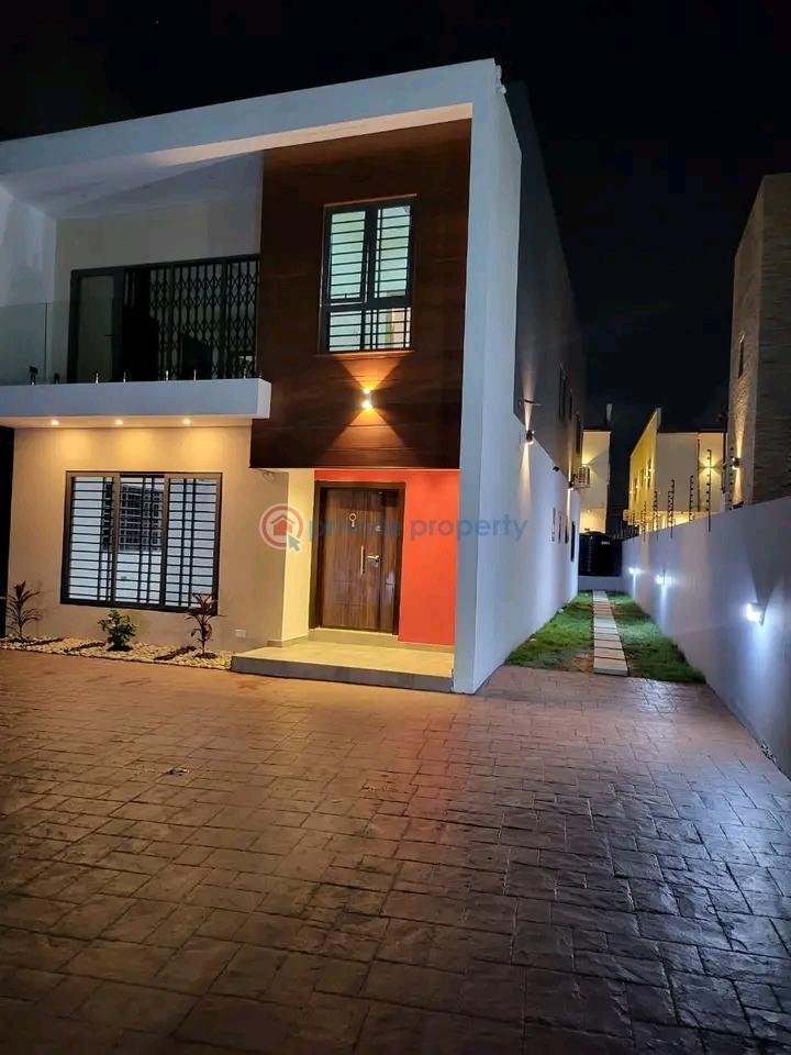 4 bedroom House For Rent Lakeside Estates. Adenta Municipal Accra - 1