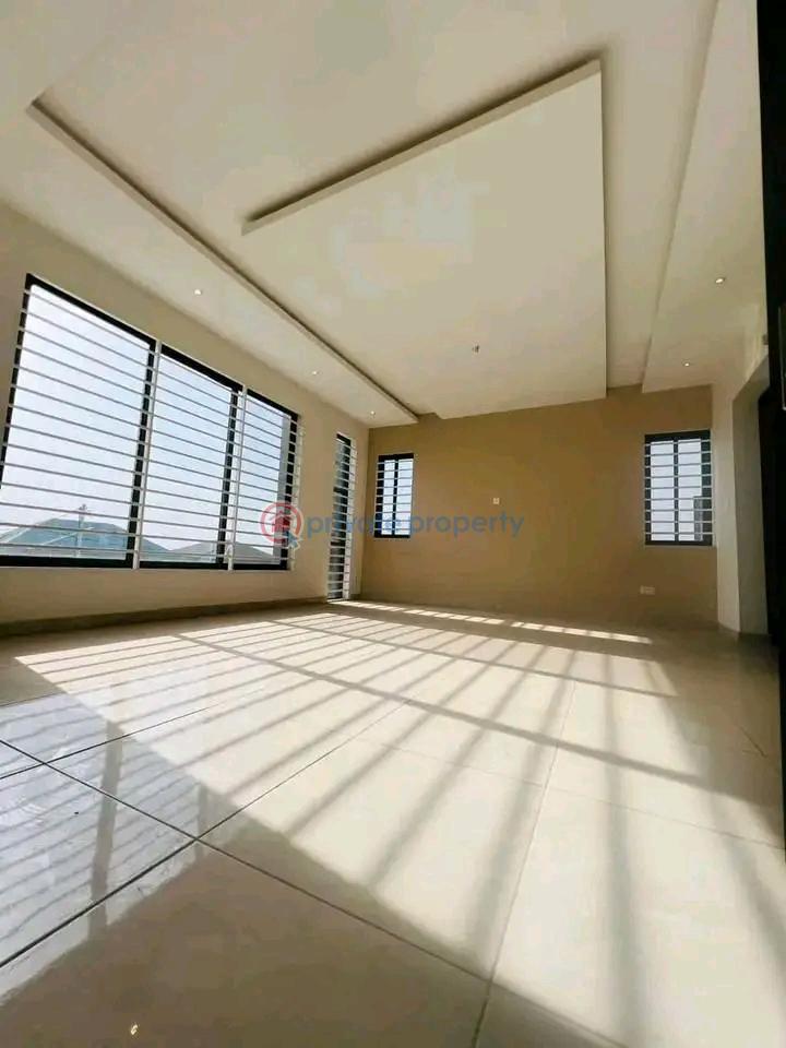 4 bedroom House For Sale Lakeside Estates. Adenta Municipal Accra - 3