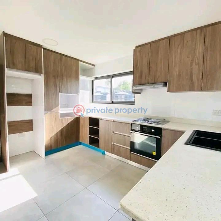 4 bedroom House For Sale North Legon Accra - 2