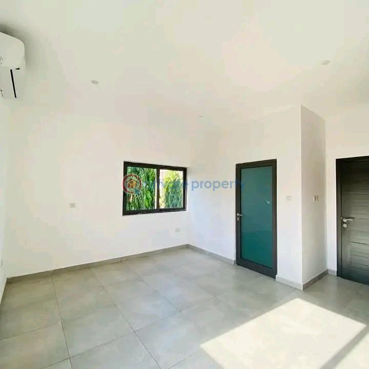 4 bedroom House For Sale North Legon Accra - 4