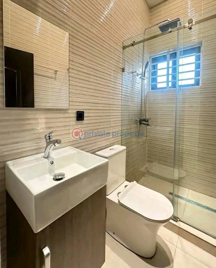 4 bedroom House For Sale Ogbojo Adenta Municipal Accra - 1