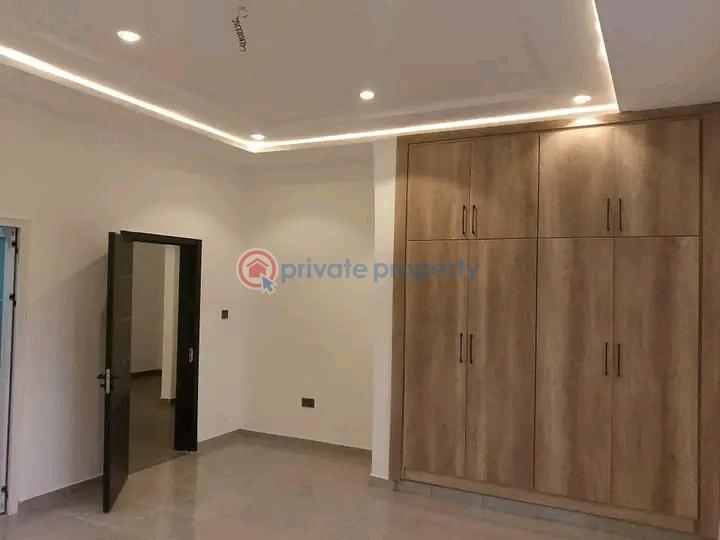 4 bedroom House For Sale Patang Road Adenta Municipal Accra - 7