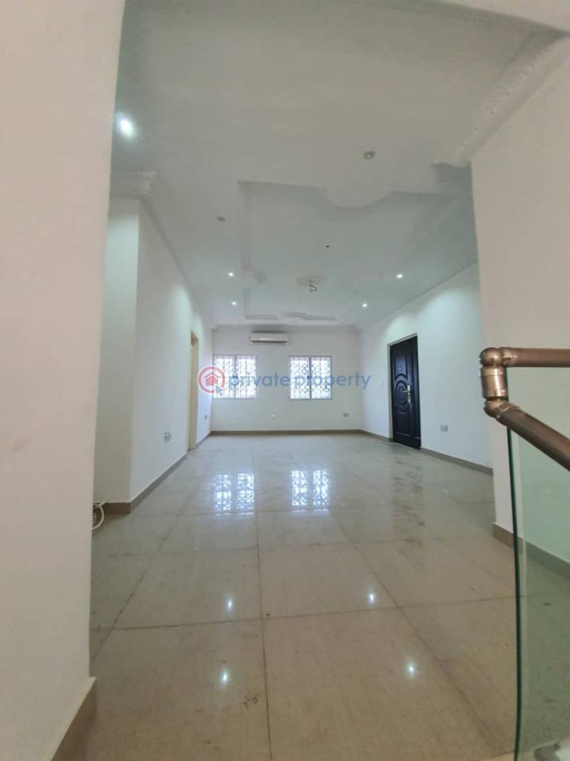 4 bedroom House For Sale Spintex Accra - 6