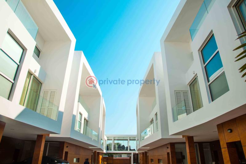 4 bedroom Townhouse For Rent Airport Residential Area Accra - 1