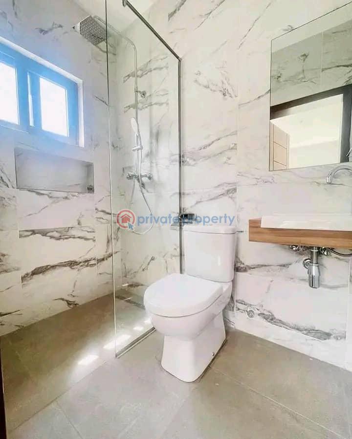 4 bedroom Townhouse For Sale Cantonments Accra - 8