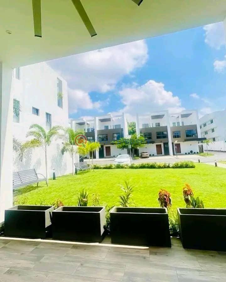 4 bedroom Townhouse For Sale Cantonments Accra - 7