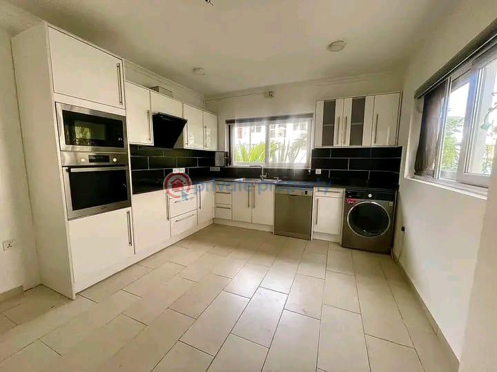 4 bedroom Townhouse For Rent Cantonments Accra - 8