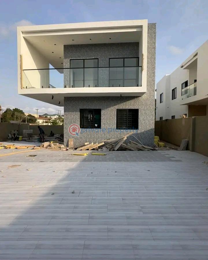 4 bedroom House For Sale Adjiringanor East Legon Accra - 1