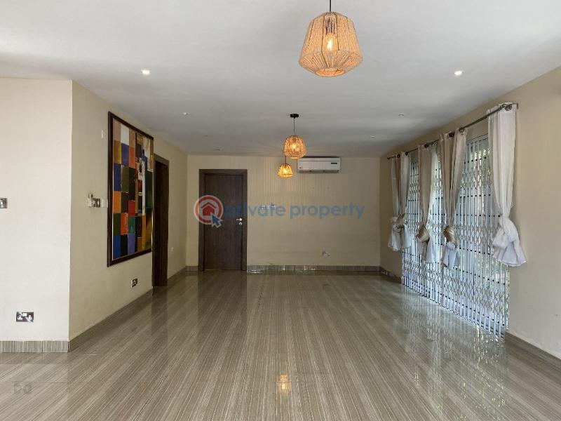 4 bedroom Townhouse For Sale Labone La (Labadi) La Dade Kotopon Municipal Accra - 6