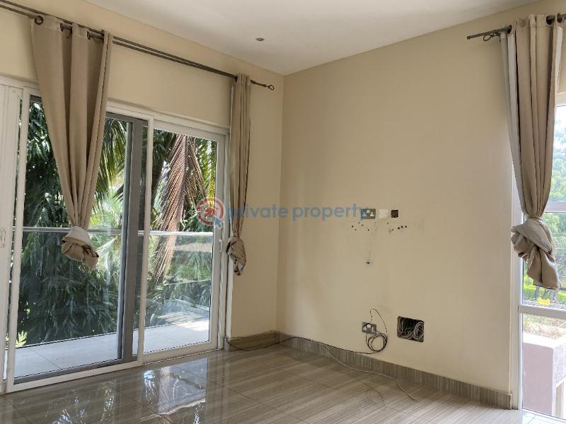 4 bedroom Townhouse For Sale Labone La (Labadi) La Dade Kotopon Municipal Accra - 8