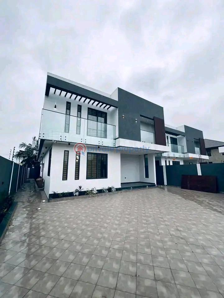 4 bedroom House For Sale Oyarifa La Nkwantanang Madina Municipal Accra - 1