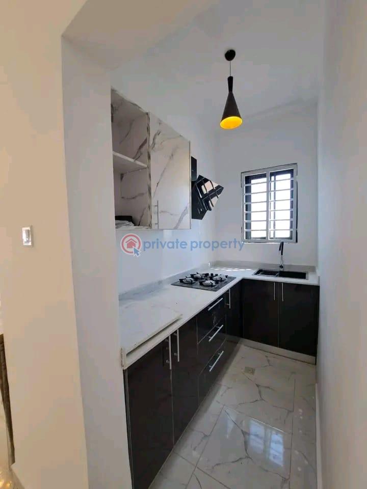 4 bedroom Townhouse For Sale Comm 18 Spintex Accra - 10