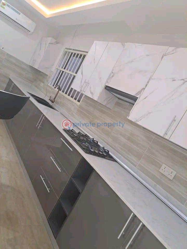 4 bedroom Townhouse For Sale Comm 18 Spintex Accra - 2