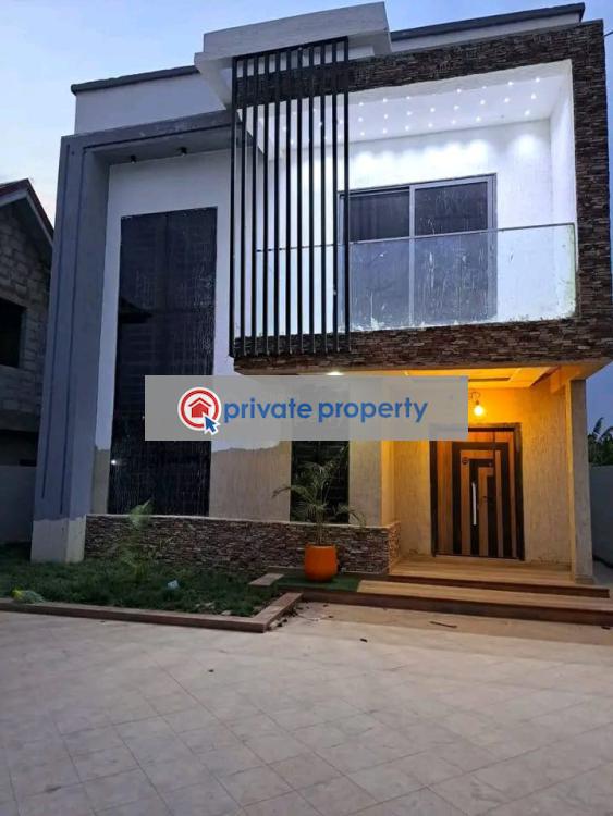 4 bedroom House For Sale &nbsp;community 18 Spintex Accra - 1